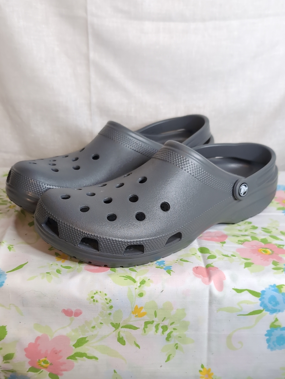 Crocs Gray Classic Clogs mens 14